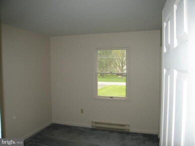 5898 Olde Scotland Rd, Shippensburg, PA 17257 - photo 3