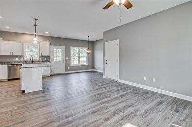 572 Northampton Dr, Asheboro, NC 27205 - photo 4