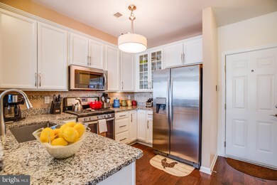 3005 Chesapeake Dr unit 9, Dumfries, VA 22026 - photo 7