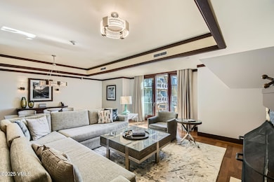 1 Vail Road 8101 - Web Quality - 004 - 0