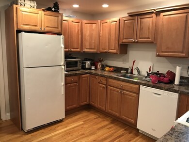 8 Verndale St unit 1, Brookline, MA 02446 - photo 4