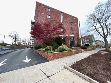 95 Nahant St unit 24, Lynn, MA 01902 - photo 3