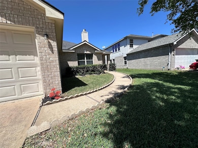 3927 Brook Garden Ln, Katy, TX 77449 - photo 3
