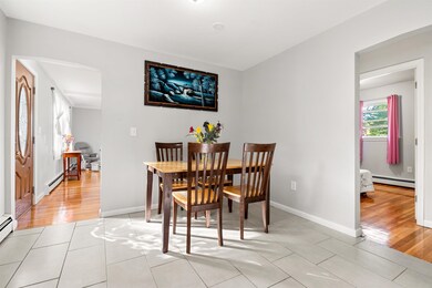 14 Waverly St, Rochester, NH 03867 - photo 6