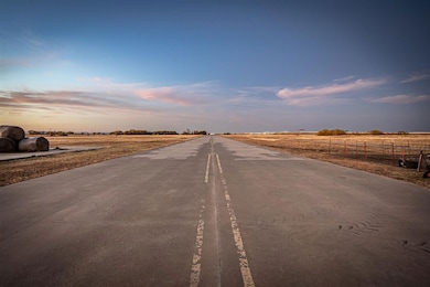 11042 SW Sheridan Rd, Lawton, OK 73501 - photo 7