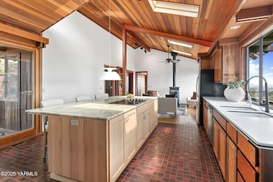 403 N 80th Lp