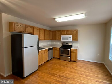 112 N Reymann St, Ranson, WV 25438 - photo 3