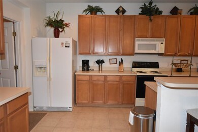 16642 Sunrise Vista Dr, Clermont, FL 34714 - photo 4