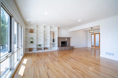 3955 Farmouth Dr, Los Angeles, CA 90027 - photo 5