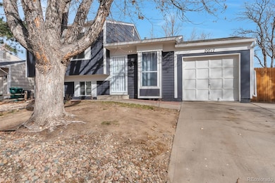 20717 E Coolidge Place, Aurora, CO 80011 - photo 2