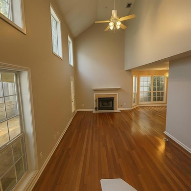 1070 Daventry Crossing, Woodstock, GA 30188 - photo 2