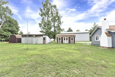 7390 Chestnut St, Chippewa Lake, OH 44215 - photo 7