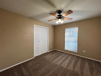 5809 Shamrock Ct, North Richland Hills, TX 76180 - photo 7