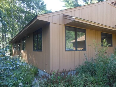 EXTERIOR SIDE