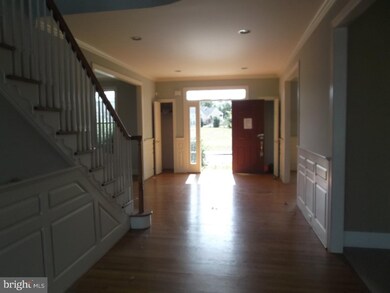 609 Fairway Dr, Telford, PA 18969 - photo 2