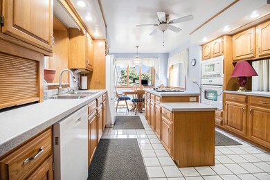 54733 Pear Rd, South Bend, IN 46628 - photo 7