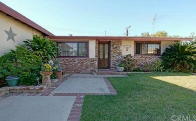 Walk way entry to the home