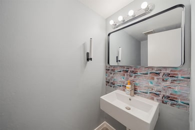 8216 Fondren Rd unit 8216, Houston, TX 77074 - photo 7