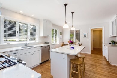 88 Ridge Rd, Longmeadow, MA 01106 - photo 4