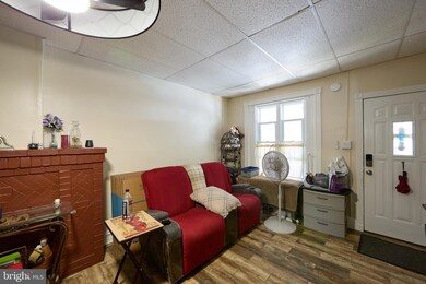 121 S 2nd Ave, Reading, PA 19611 - photo 7