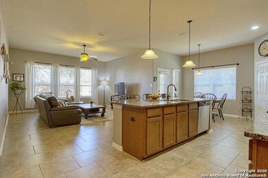 10721 Barnsford Ln, Helotes, TX 78023 - photo 5
