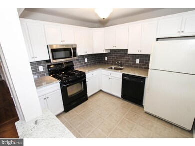 3204 Danbury Ct unit 194, Yardley, PA 19067 - photo 2
