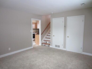 3817 Burchfield Dr, Lansing, MI 48910 - photo 6