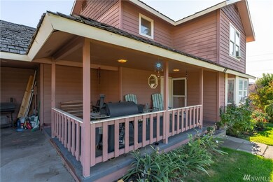 610 12th St NE, East Wenatchee, WA 98802 - photo 4