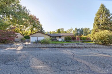 36-web-or-mls-2820-florer-dr