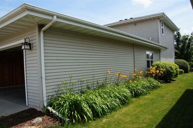 5232 Teaberry Ln, Fitchburg, WI 53711 - photo 7