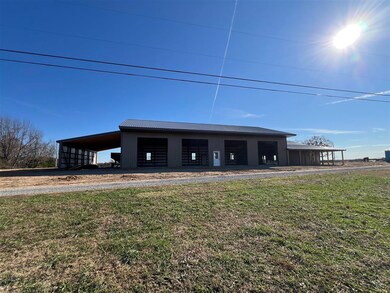 4053 Halfway-Halifax Rd, Scottsville, KY 42164 - photo 6