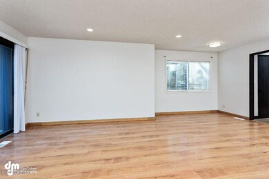 Living Room 1071-SMALL