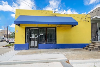 815 Quitman St, Houston, TX 77009 - photo 3