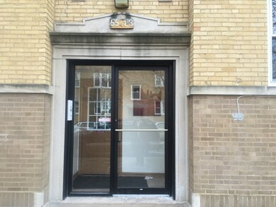 5543 W Barry Ave unit 2, Chicago, IL 60641 - photo 2