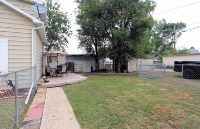 Backyard<|><|>