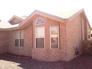 401 Lauren St, Horizon City, TX 79928 - photo 2