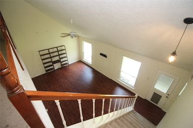 1403 Edinburgh Dr, Friendswood, TX 77546 - photo 5