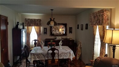 Living room to dining room