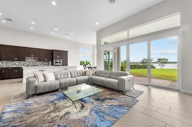 935 Hookline Cir, Loxahatchee, FL 33470 - photo 3