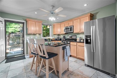 165 Holland St unit 25, Cranston, RI 02920 - photo 7