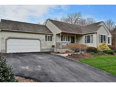 46 Misty Ct, Wakefield, RI 02879 - photo 2