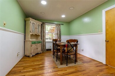 3112 E Broad St, Statesville, NC 28625 - photo 7