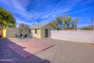5 Unit A Exterior photo e