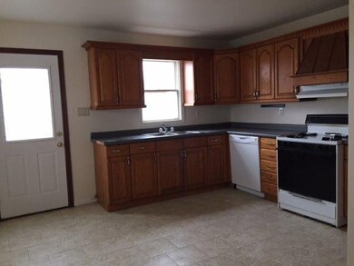 9717 Colorado St, Crown Point, IN 46307 - photo 5