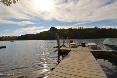 Dock