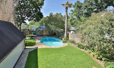 746 E 16th St, Houston, TX 77008 - photo 2
