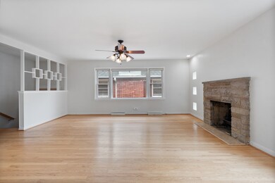 6308 N Whipple St, Chicago, IL 60659 - photo 3