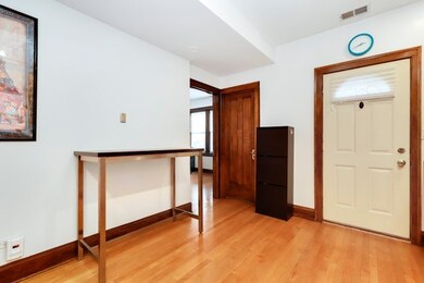 6025 N Fairfield Ave unit 1, Chicago, IL 60659 - photo 2
