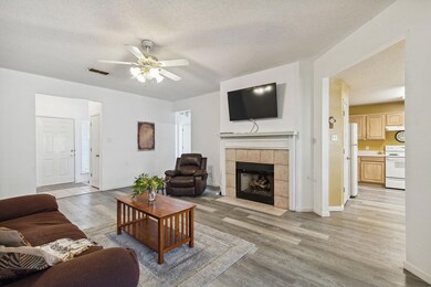 311 Comanche Walk, Joshua, TX 76058 - photo 7