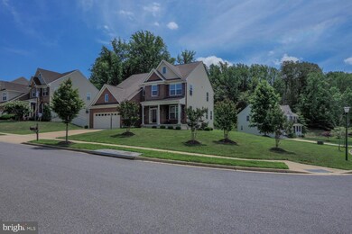 7201 Flame Leaf Ct, Clinton, MD 20735 - photo 2